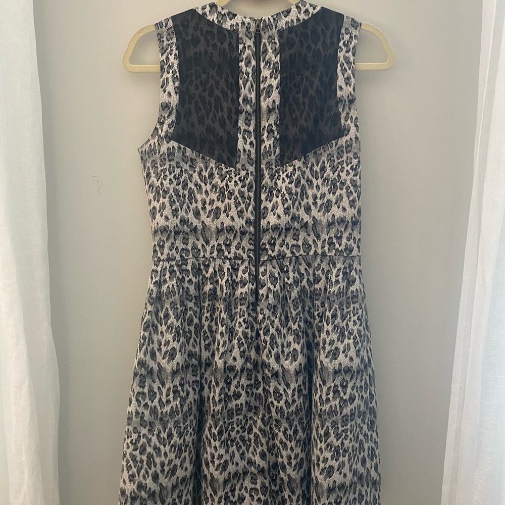 Taylor Size 8 animal print back mesh dress - Picture 5 of 6